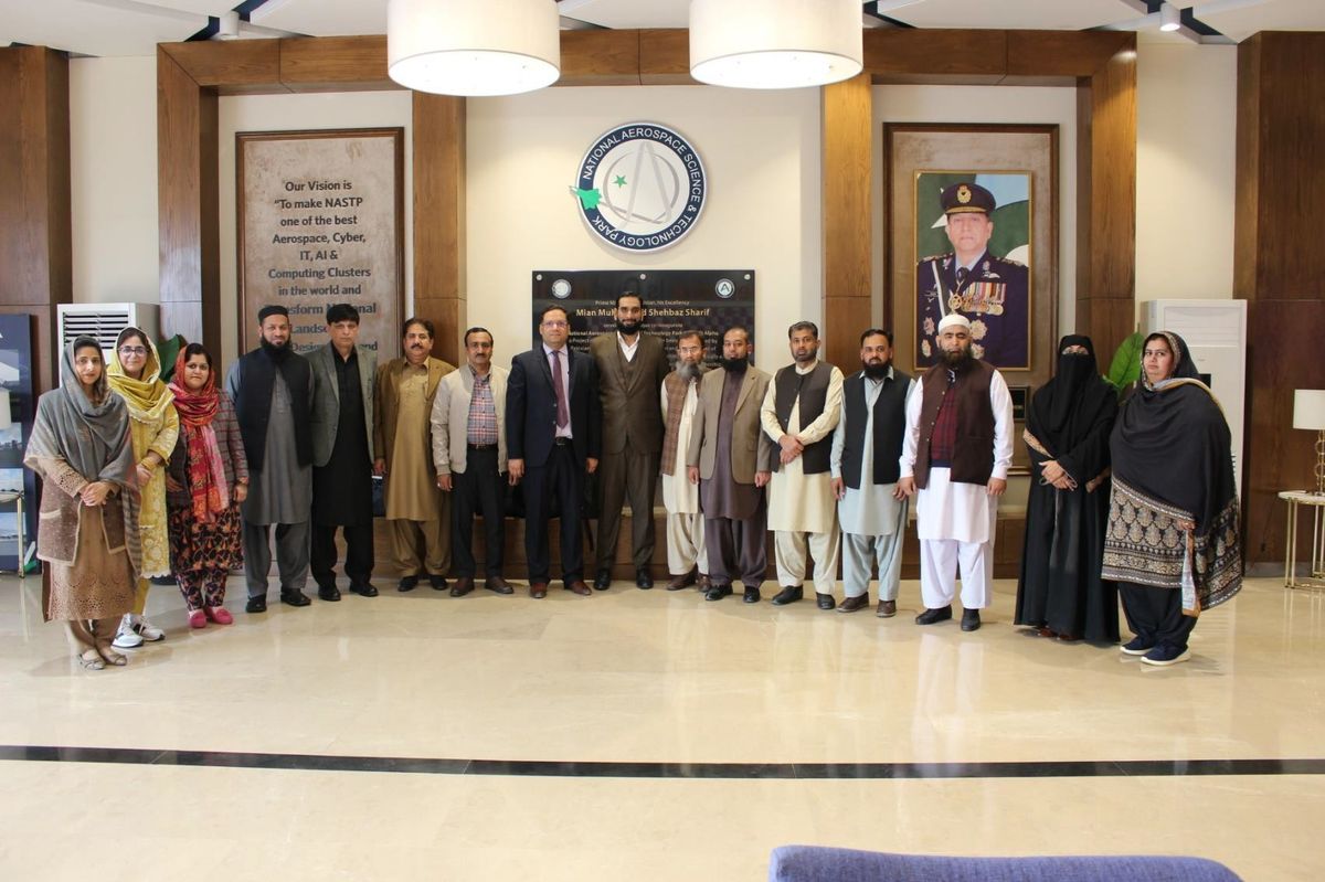 Group photo at National Aerospace Science & Technology Park